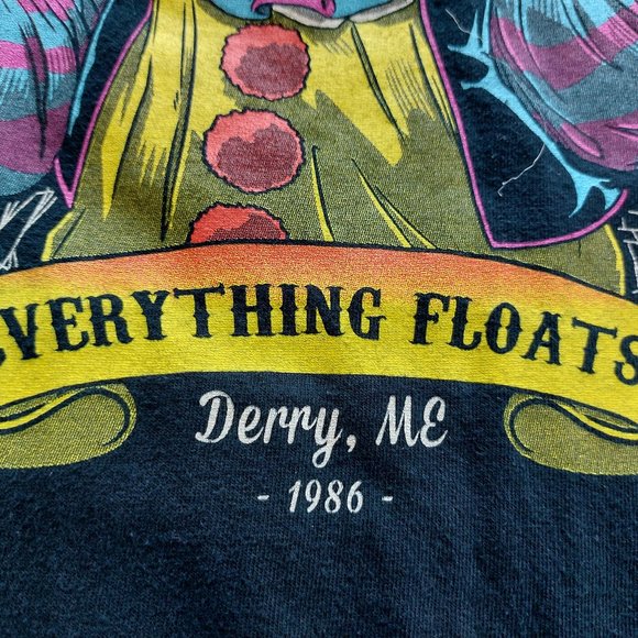 Gildan Men's Black Pennywise's Tunnel of Terror Derry ME.  T-Shirt Siz S - Picture 9 of 9